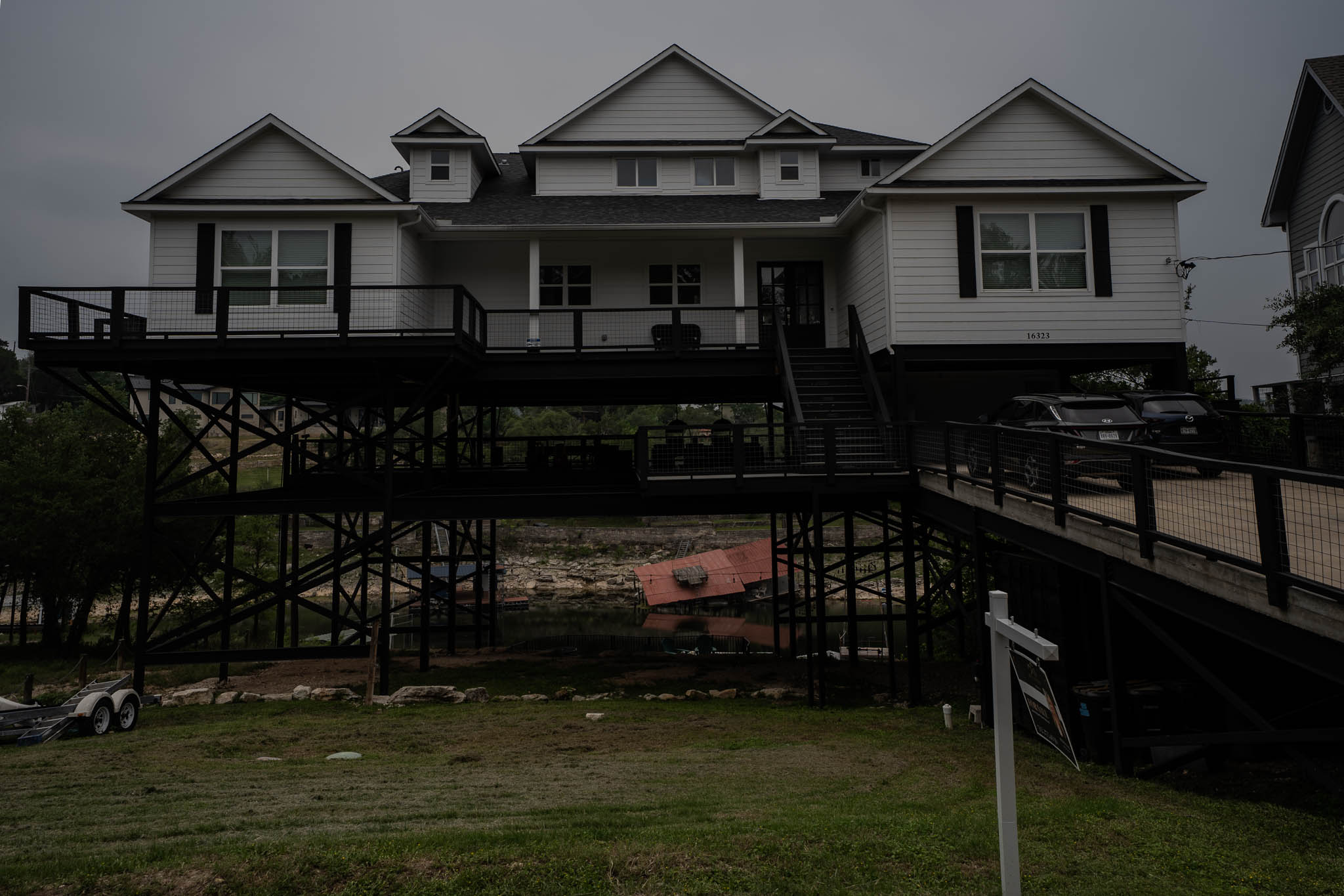 real-estate-photography-before-comparison-001