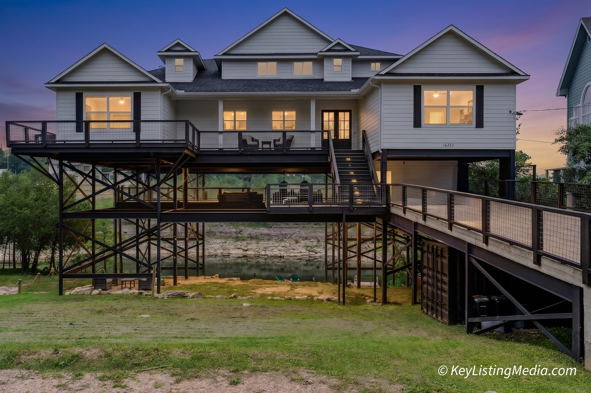 real-estate-photography-virtual-twilight-1